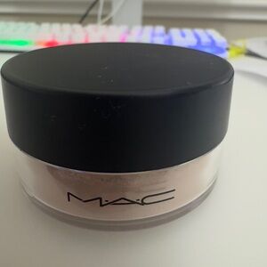 MAC Cosmetics Loose Setting Powder - Silver Dusk